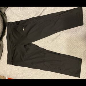 EUC Nike Dri-Fit Capris size 1X